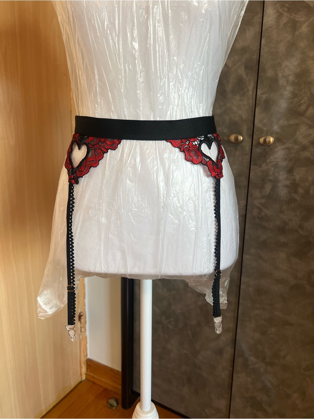 Red & Black Lace Heart Garter Belt